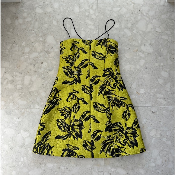 Alice + Olivia Dresses & Skirts - alice and olivia dress
